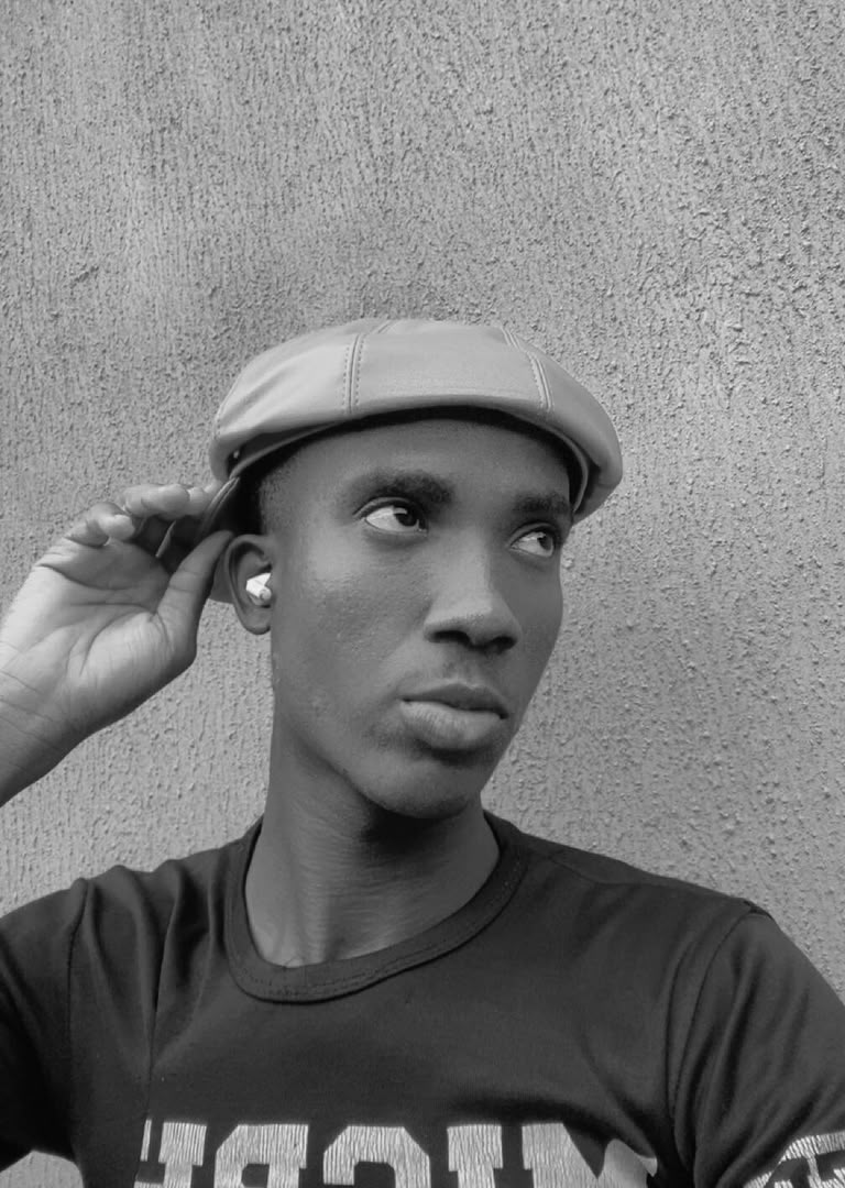 An image showing a Nigeria entrepreneur and digital content creator best known as Simbad Ozibe 