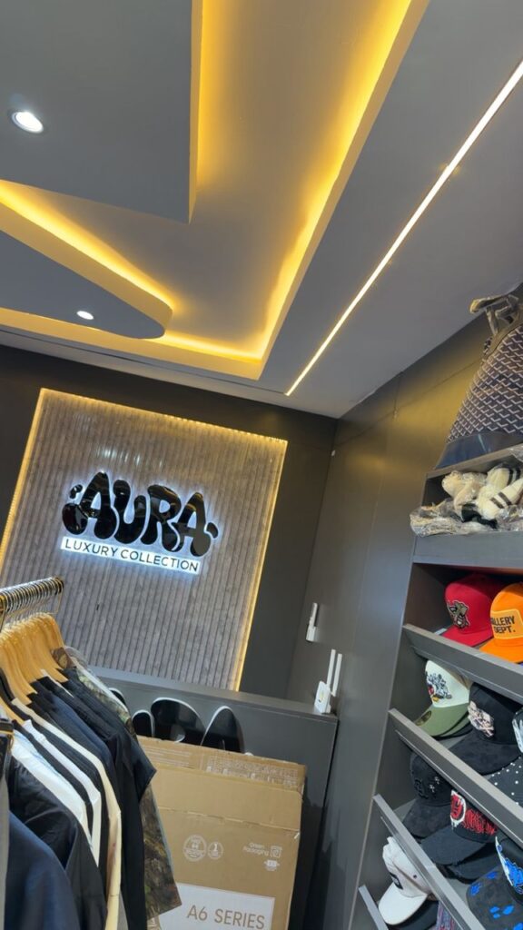 Cap Aura Luxury Collection