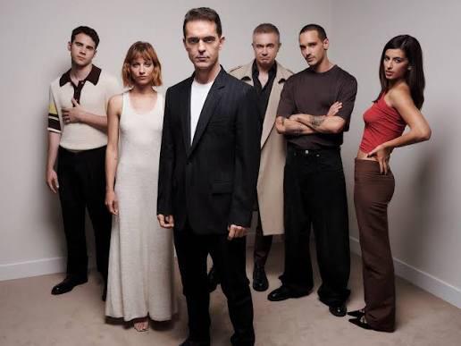 An image showing the cast of Berlin Season 2
