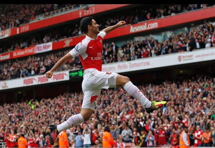 An image showing one of arsenal player 